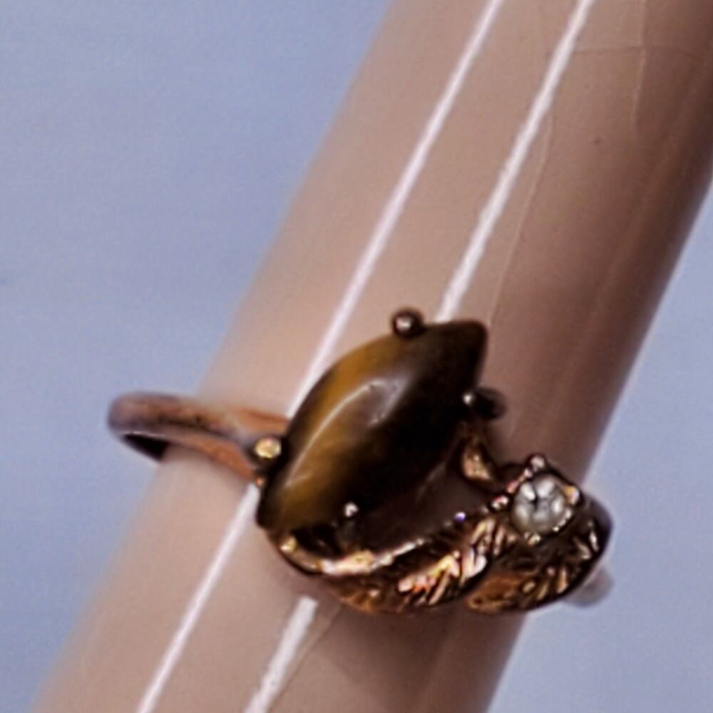 Vintage Ring Tiger Eye Size 6.25 Gold Tone